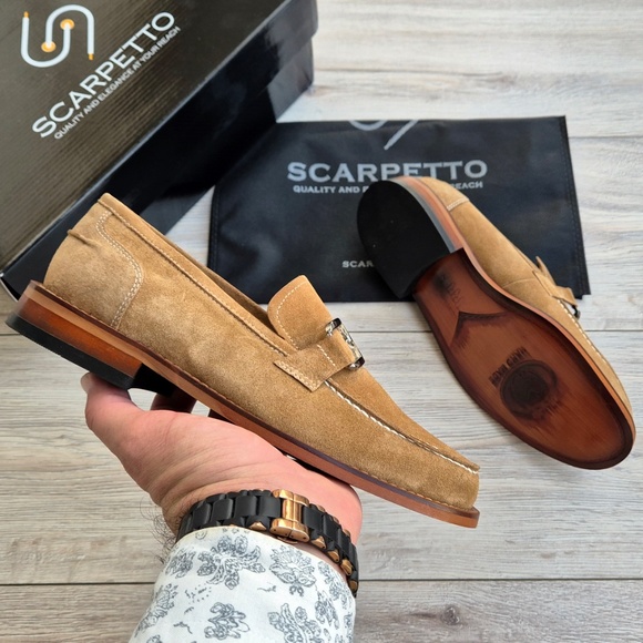 Men's Suede Leather Buckle Loafers - Picture 2 of 7